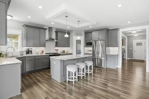 Kitchen - 8605 Manor House Dr, Saint John, IN 46373 photo 1 of 3