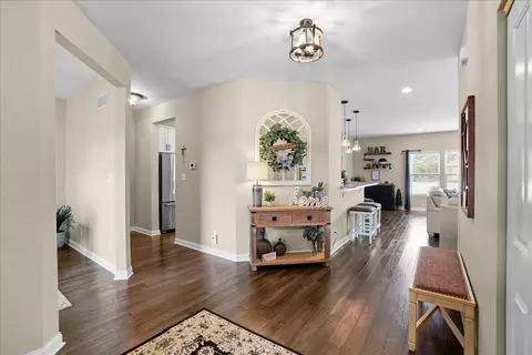 Entry Way - 1974 Westridge Dr, Dyer, IN 46311 photo 2 of 3