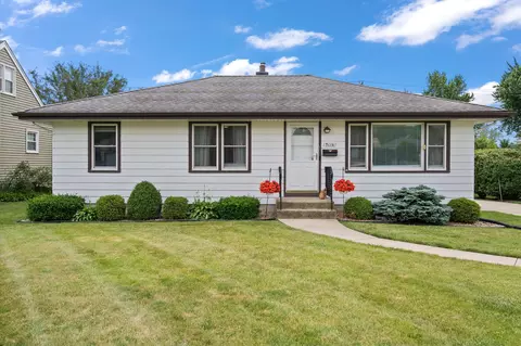 3116 Lincoln St, Highland, IN 46322