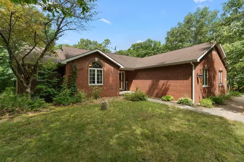 10856 N Makeever Dr, De Motte, IN 46310