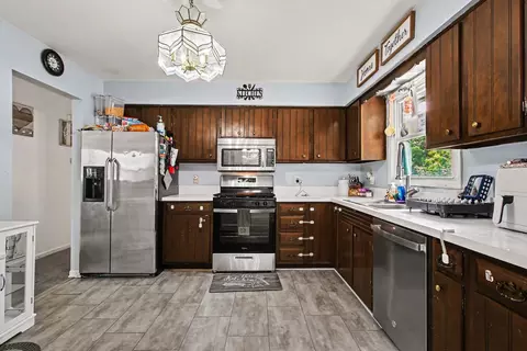Kitchen - 7331 W 83rd Ln, Crown Point, IN 46307 photo 1 of 1