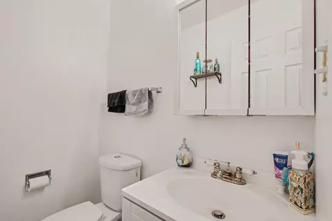 Bath - 7331 W 83rd Ln, Crown Point, IN 46307 photo 1 of 3