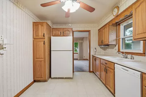 Kitchen - 748 N Jay St, Griffith, IN 46319 photo 4 of 4