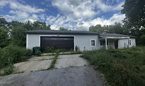 495 W 450, Hobart, IN 46342