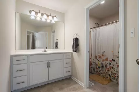 Bath - 11844 Kentucky St, Crown Point, IN 46307 photo 1 of 1
