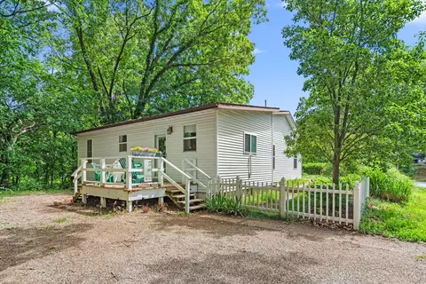 702 N Karwick Rd, Michigan City, IN 46360