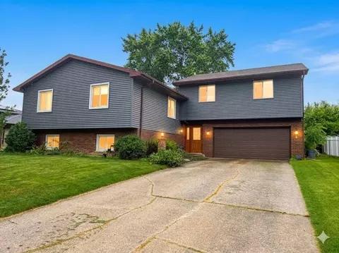 6297 Victory Ave, Portage, IN 46368