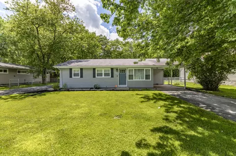 834 S Cline Ave, Griffith, IN 46319
