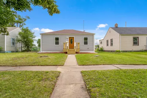 271 Lincoln St, Gary, IN 46402