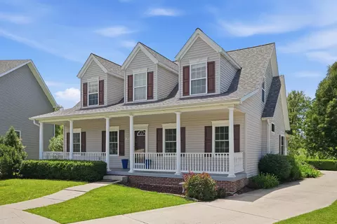 597 Ohagan Dr, Crown Point, IN 46307