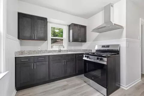 Kitchen - 3050 W 39th Pl, Gary, IN 46408 photo 1 of 2