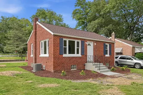 3050 W 39th Pl, Gary, IN 46408
