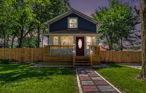 2790 Emerson St, Portage, IN 46368