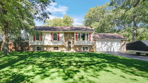 3031 Huntington St, Hobart, IN 46342