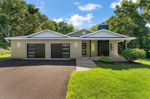 1811 N Country Ln, Michigan City, IN 46360