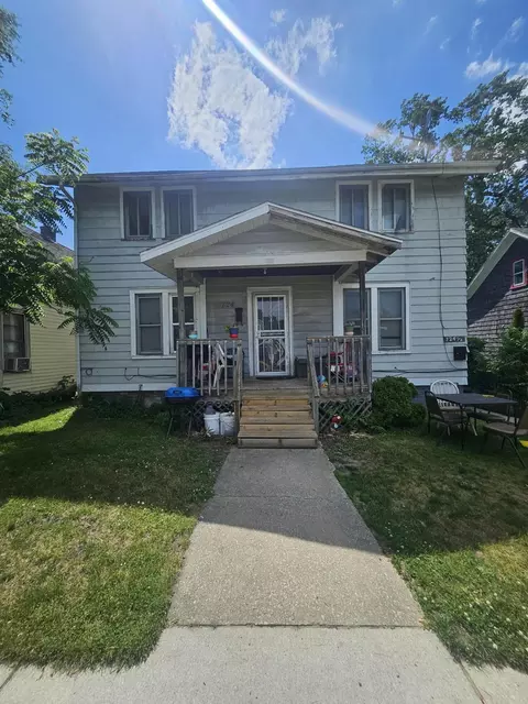 124 N Woodland Ave, Michigan City, IN 46360