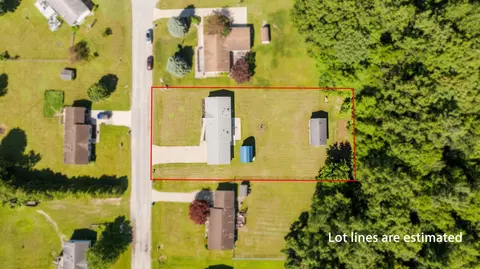 View/Area - 1351 E Colonial Dr, La Porte, IN 46350 photo 2 of 10