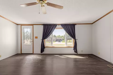 Living - 1351 E Colonial Dr, La Porte, IN 46350 photo 2 of 4