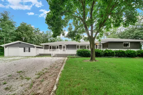 3218 E State Road 55, Fair Oaks, IN 47943