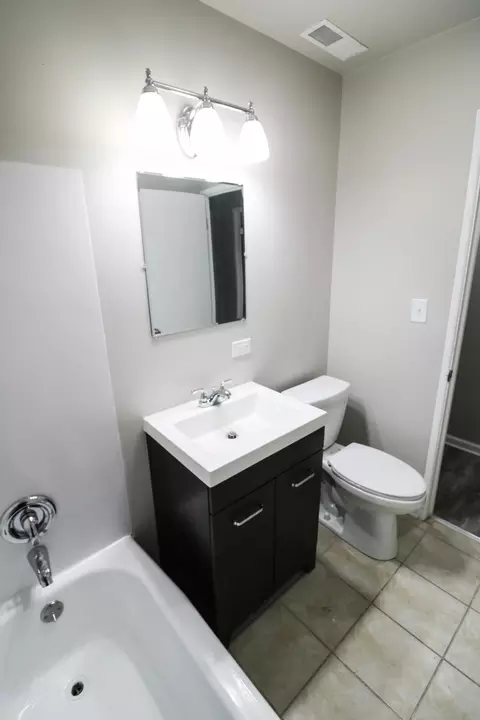 Bath - 5309 E 13th Pl, Gary, IN 46403 photo 1 of 2