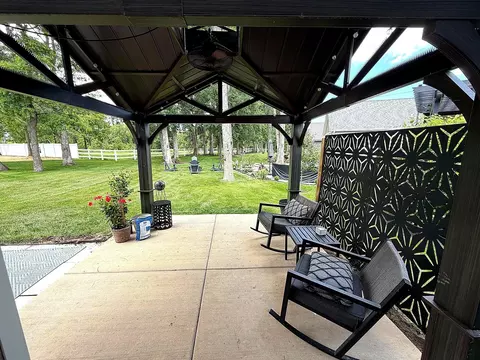 Exterior - 18 Levanno Dr, Crown Point, IN 46307 photo 3 of 4