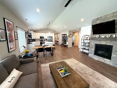 Living - 18 Levanno Dr, Crown Point, IN 46307 photo 2 of 2