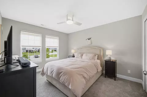 Bedroom - 10227 Sentry Dr, Saint John, IN 46373 photo 3 of 5