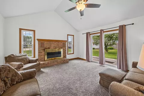 Living - 201 S Heritage Dr, Delphi, IN 46923 photo 1 of 2
