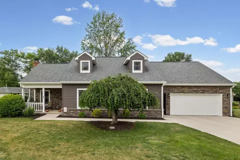 Exterior - 201 S Heritage Dr, Delphi, IN 46923 photo 1 of 10