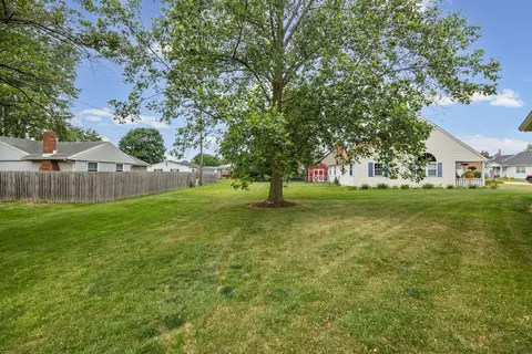 Exterior - 201 S Heritage Dr, Delphi, IN 46923 photo 8 of 10