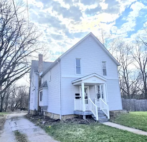244 Burnham St, Lowell, IN 46356