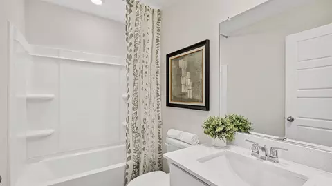 Bath - 517 E 120th Pl, Crown Point, IN 46307 photo 5 of 5