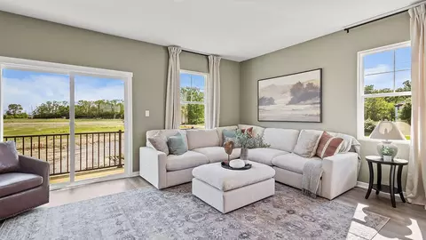 Living - 517 E 120th Pl, Crown Point, IN 46307 photo 2 of 2