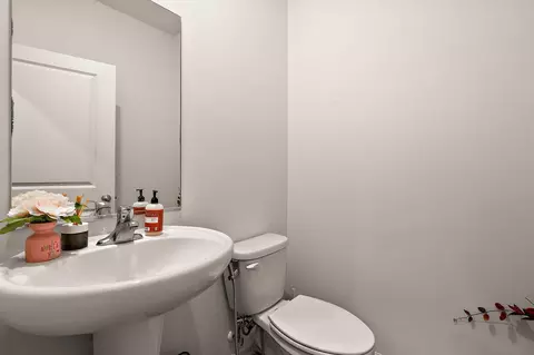 Bath - 7836 W 103rd St, Saint John, IN 46373 photo 1 of 2