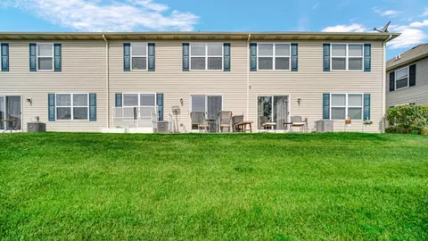 11175 Vermont Cir, Crown Point, IN 46307 photo 21