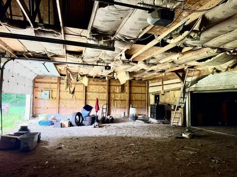 23721 Tyler St, Shelby, IN 46377 photo 8