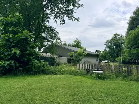 23721 Tyler St, Shelby, IN 46377 photo 4