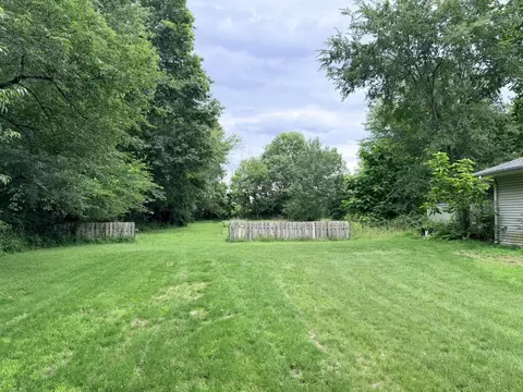 23721 Tyler St, Shelby, IN 46377 photo 5