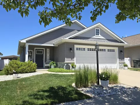 1901 Cheney Dr, Valparaiso, IN 46383