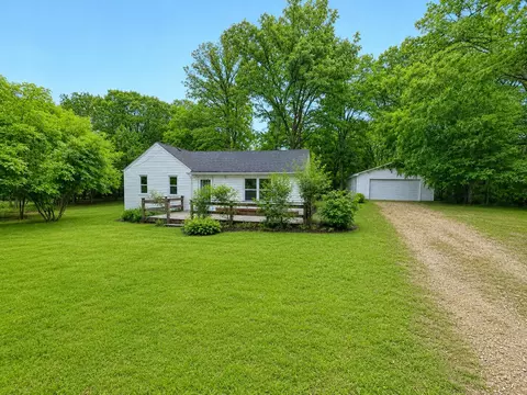 20419 Woodmar St, Lowell, IN 46356