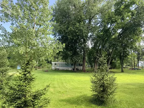 1020 W Bluegrass Rd, Sumava Resorts, IN 46379