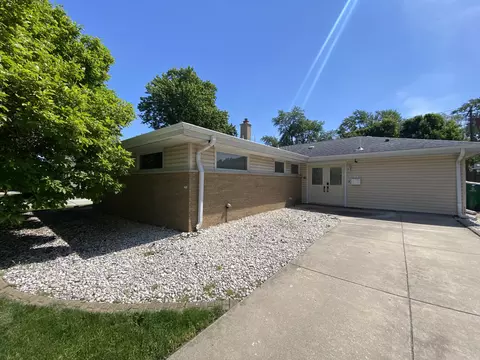 8143 Howard Ave, Munster, IN 46321