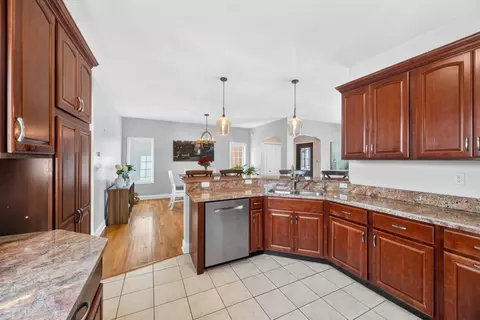 Kitchen - 1600 Center St, Whiting, IN 46394 photo 4 of 4