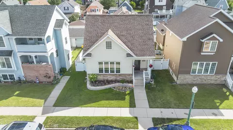 View/Area - 1600 Center St, Whiting, IN 46394 photo 11 of 15