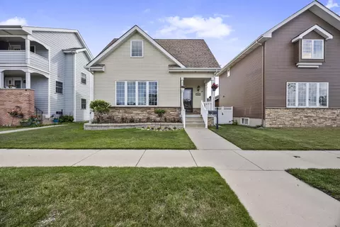 Exterior - 1600 Center St, Whiting, IN 46394 photo 3 of 6