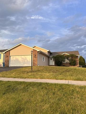12379 Spencer Pl, Crown Point, IN 46307