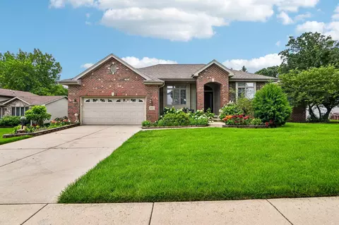 4003 W 92nd Pl, Merrillville, IN 46410