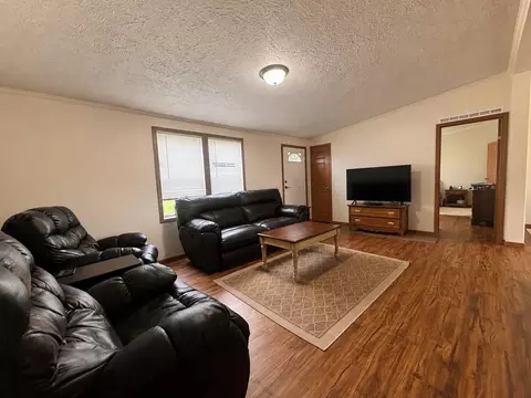 Living - 10148 S 210, Monon, IN 47959 photo 3 of 3
