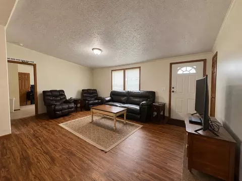 Living - 10148 S 210, Monon, IN 47959 photo 2 of 3