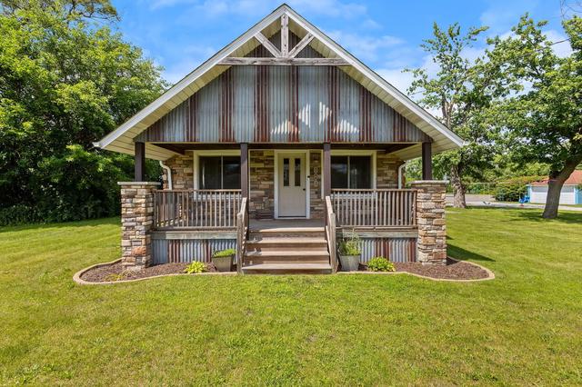 124 6th St, De Motte, IN 46310